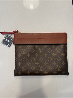 Louis Vuitton tuileries clutch monogram Pochette